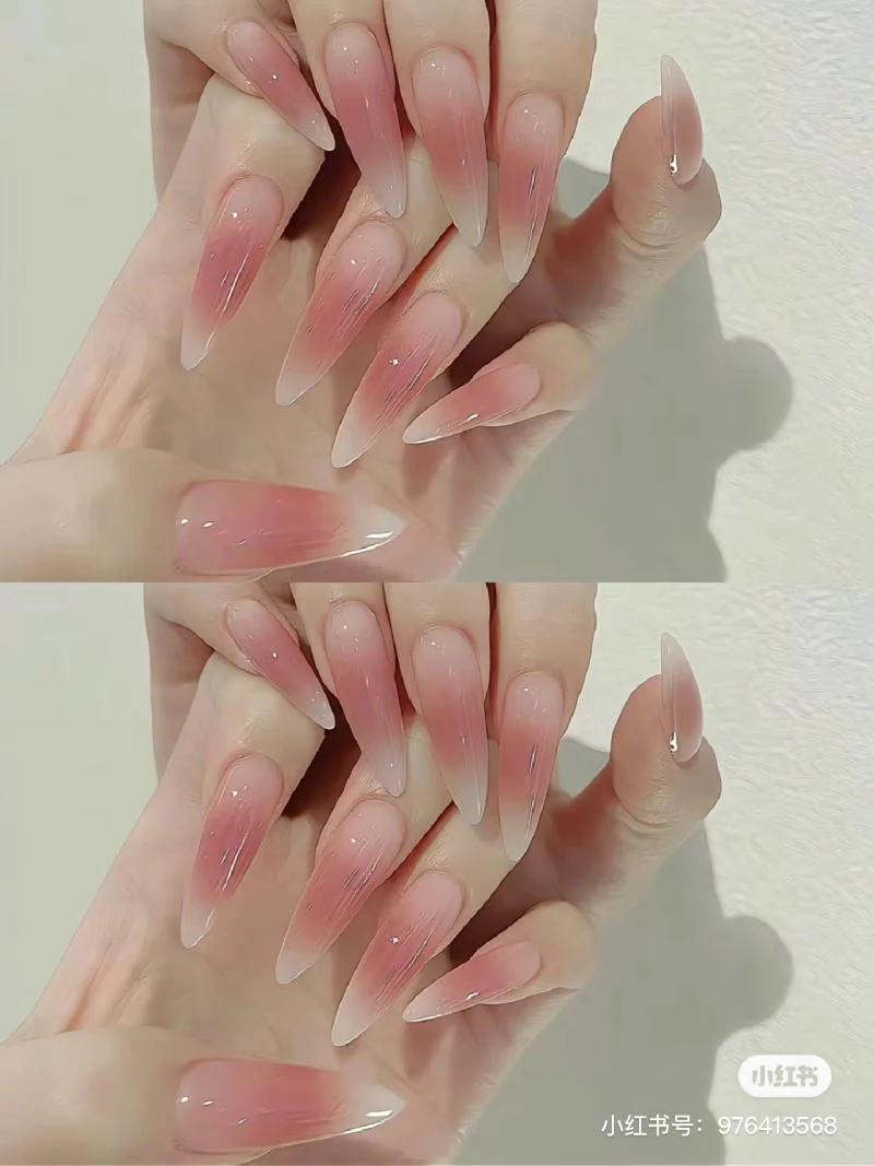 Mẫu nail nhọn màu nude sang chảnh