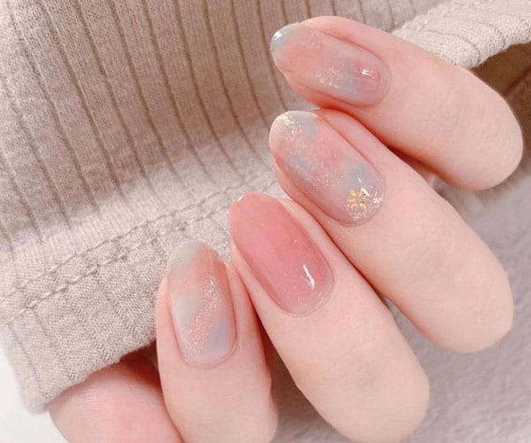 mẫu nail màu hồng nhạt 