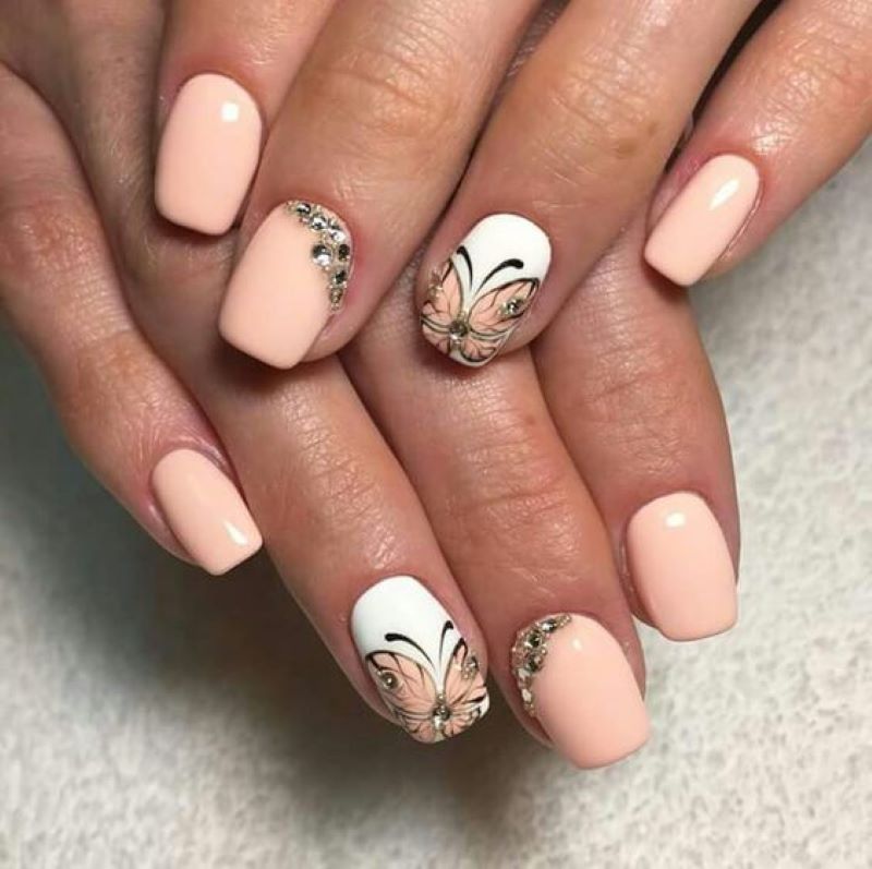 Vẽ nail bướm