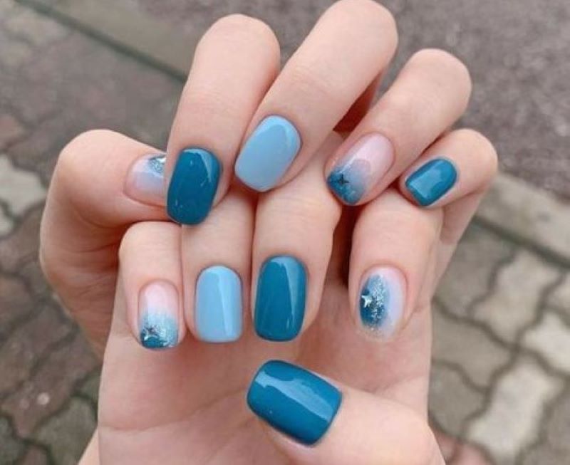 Bộ nail đẹp sơn màu xanh biển đẹp độc đáo