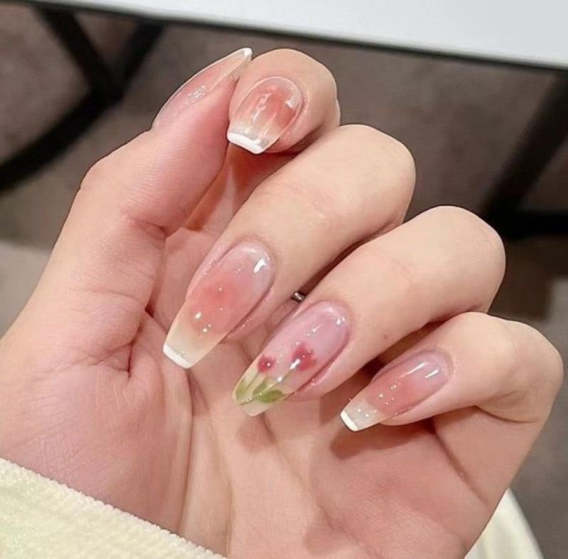 Nail hoa tay hình tulip cho móng dài 