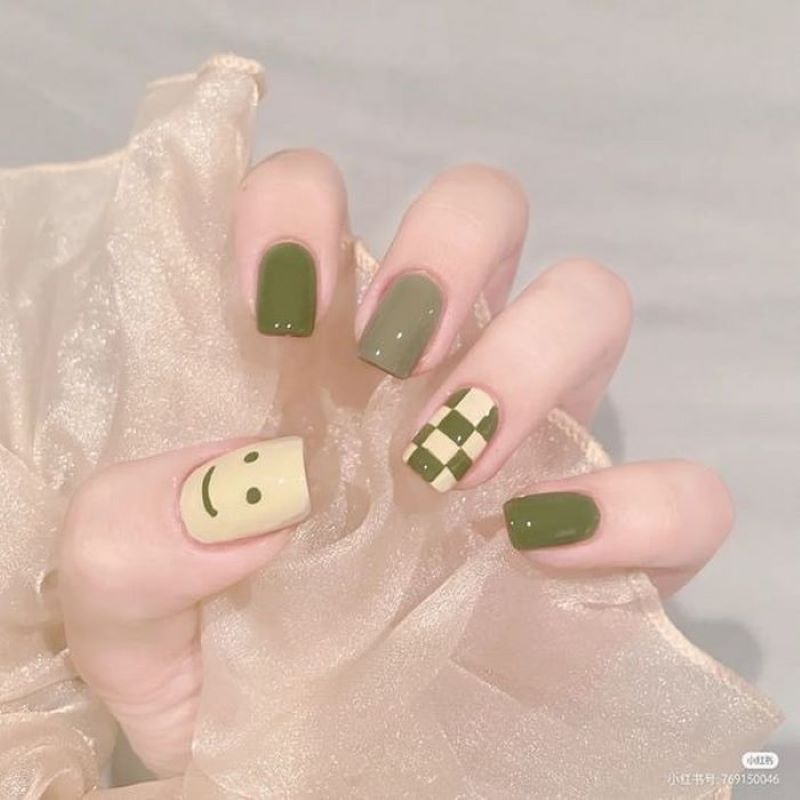 Nail thiết kế phối xanh bơ dễ thương