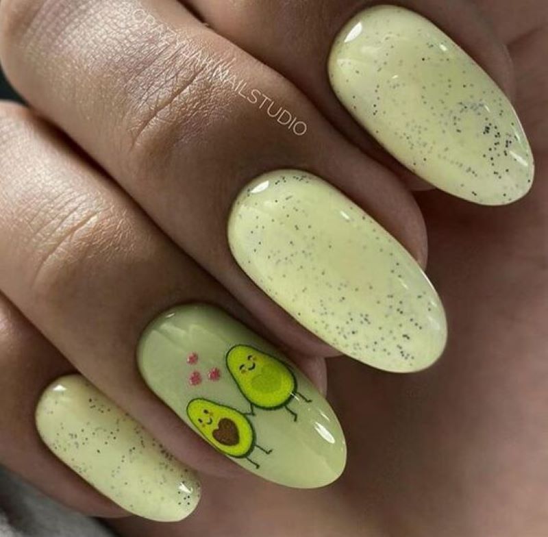 Mẫu nail bơ đính kim tuyến độc đáo