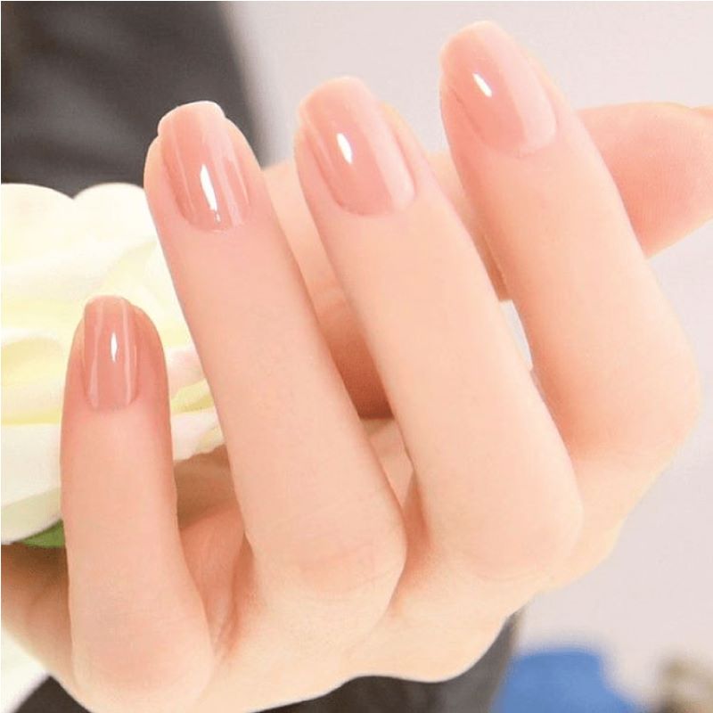 Mẫu nail màu nude