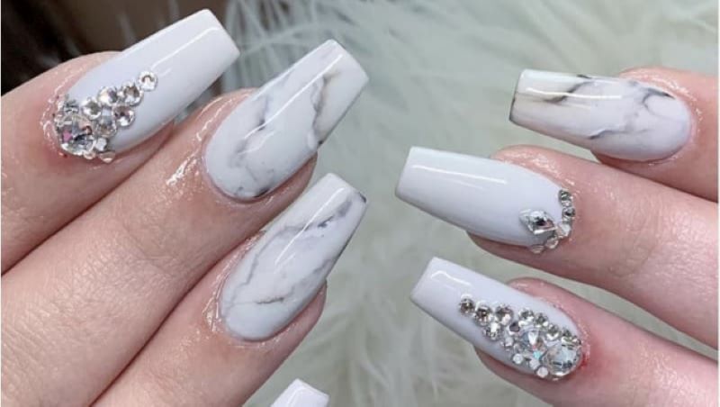 mẫu nail màu xám