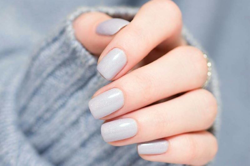 Mẫu nail màu xám