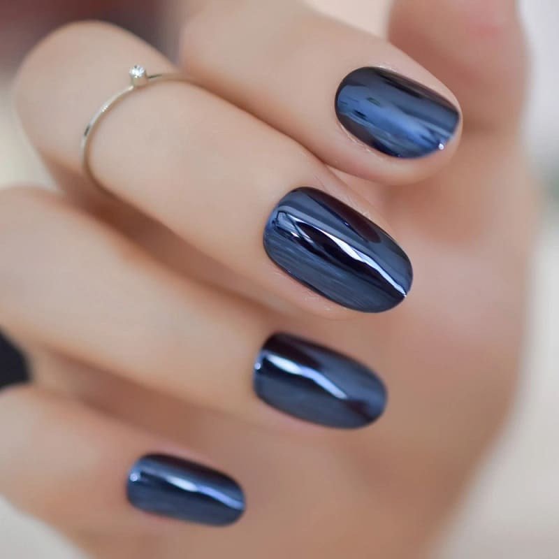 Mẫu nail tráng gương xanh