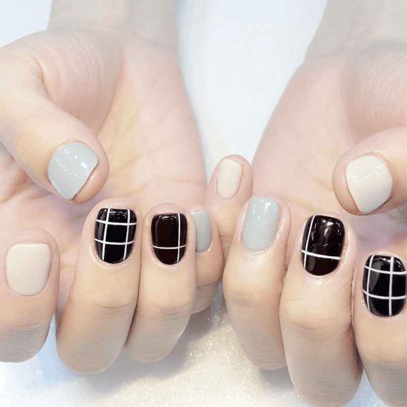 Mẫu nail kẻ Caro