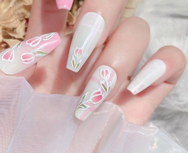 Mẫu nail hoa tulip